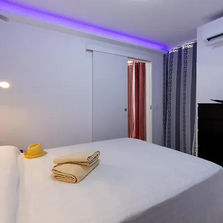 アパート 3d. Brand New Flat In Playa Americas プラヤ・デ・ラス・アメリカス